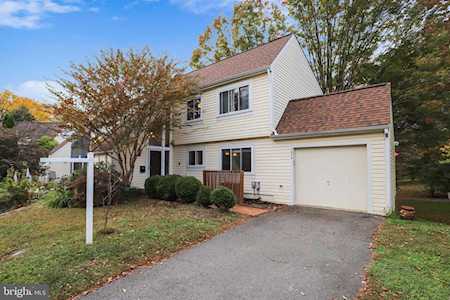 1474 Roundleaf Ct Reston, VA 20190