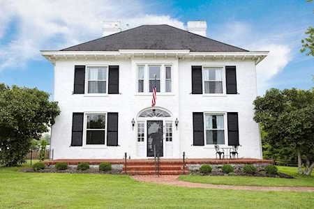 418 Boone Avenue Winchester, KY 40391