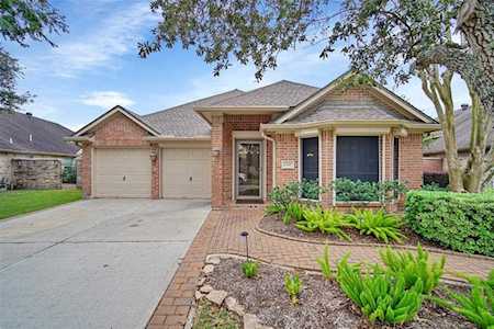 2310 Flagship Ct League City, TX 77573