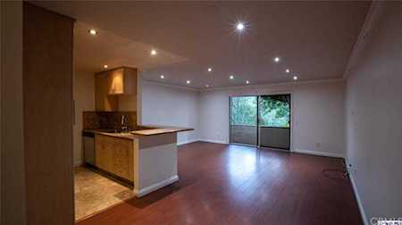 1935 Alpha Road #303 Glendale, CA 91208