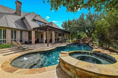 8331 Buffalo Drive Lantana, TX 76226