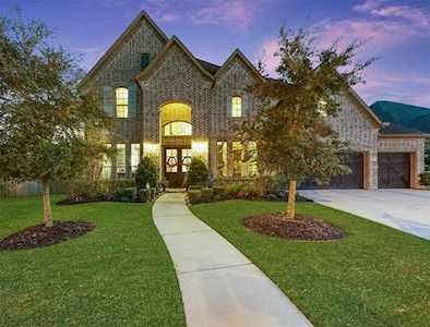 29907 Spring Side Ct Fulshear, TX 77441