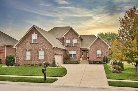 181 Blossom Cir Shelbyville, KY 40065