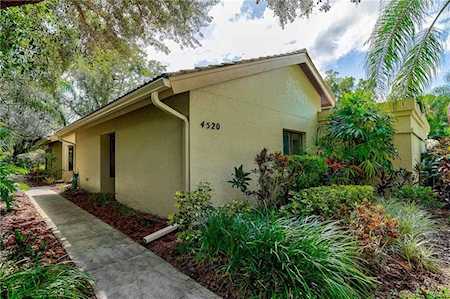 4520 Ascot CIRCLE N Sarasota, FL 34235