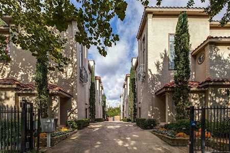 4508 Bowser Avenue #B Dallas, TX 75219