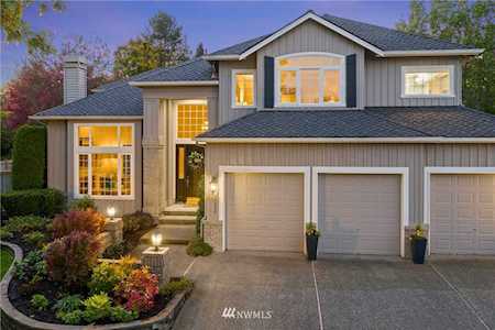 27202 SE 27th St Sammamish, WA 98075