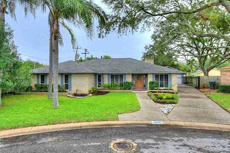 2849 Dominique Dr Galveston, TX 77551