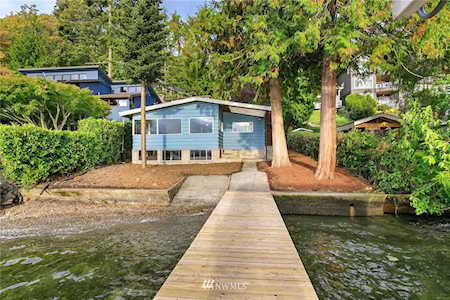 11549 Holmes Point Dr NE Kirkland, WA 98034