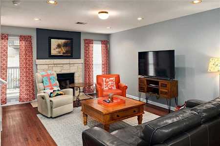 6900 E Riverside DR #17 Austin, TX 78741