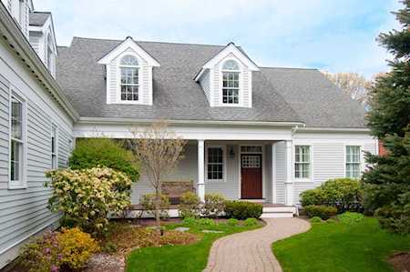 25 Davis Brook Dr #25 Natick, MA 01760