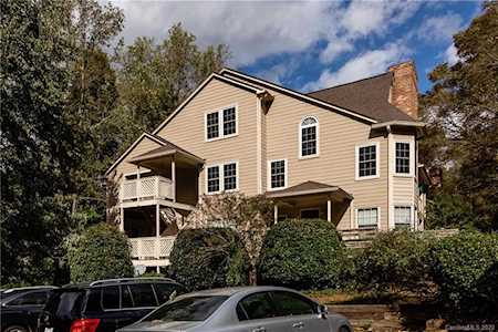 6121 Gray Gate Ln Charlotte, NC 28210