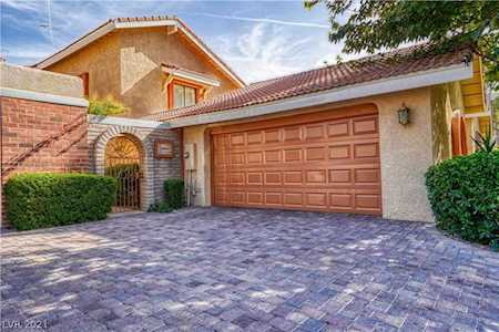 2994 Bel Air Dr Las Vegas, NV 89109