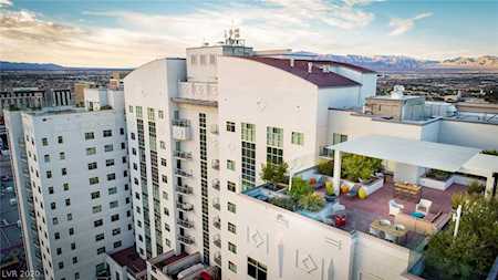 150 Las Vegas Blvd #1818 Las Vegas, NV 89101