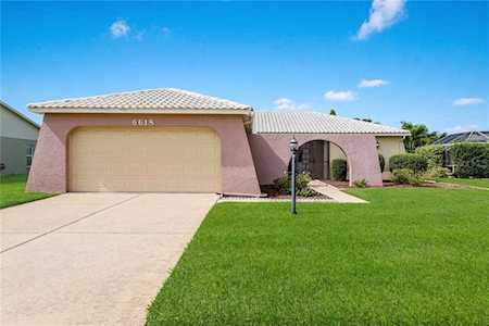 6618 Easton Dr Sarasota, FL 34238