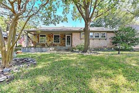 11638 Cimarec Street Dallas, TX 75218