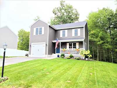987 Dighton Woods Cir Dighton, MA 02715