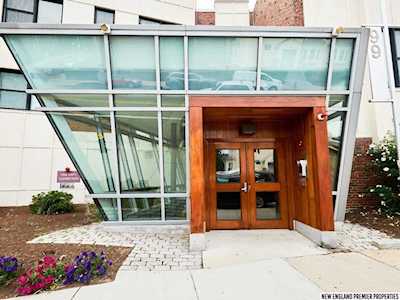99 Chestnut Hill Ave #318 Boston, MA 02135
