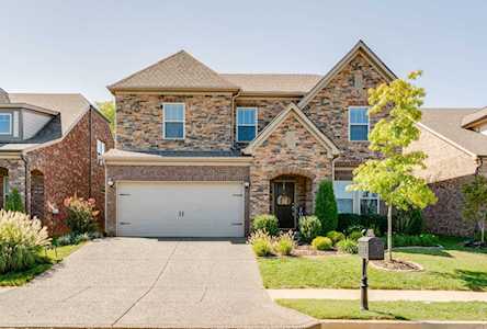 1692 Foxland Blvd Gallatin, TN 37066