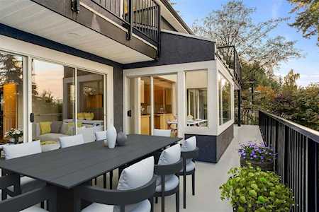 5495 Keith Road West Vancouver, BC V7W 3E1