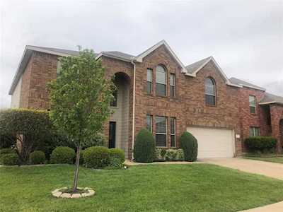 9901 Fox Hill Drive Fort Worth, TX 76131