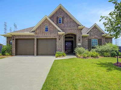 2419 Trocadero Ln League City, TX 77573