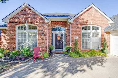 8517 Grand View Drive North Richland Hills, TX 76182