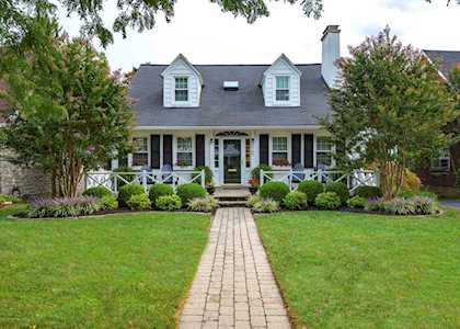 2908 Riedling Dr Louisville, KY 40206