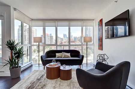 907 Beach Avenue #1505 Vancouver, BC V6Z 2R3