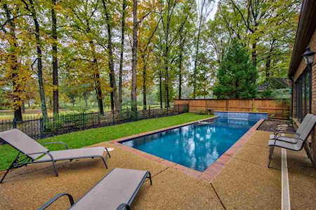1606 Kimdale Dr Germantown, TN 38138