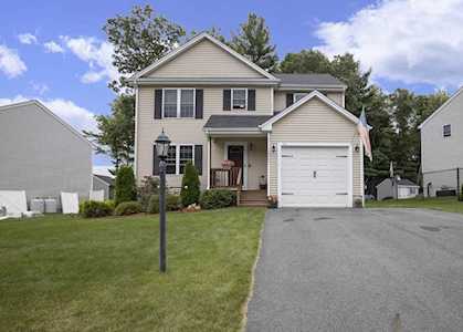 964 Dighton Woods Cir Dighton, MA 02715