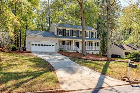 840 Crab Orchard Dr Roswell, GA 30076