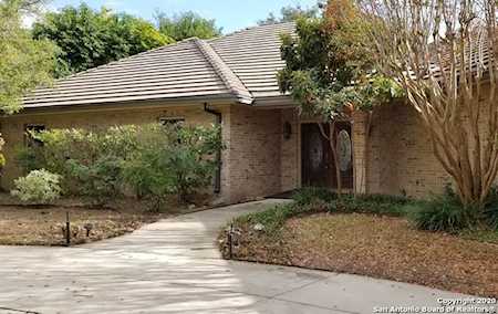 91 Granburg Cir San Antonio, TX 78218