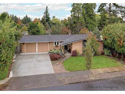 6775 SW Briarcliff Cir Beaverton, OR 97008