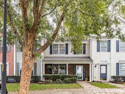 4312 Vienna Crest Drive Raleigh, NC 27613