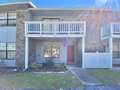 2437 Woodstock Ave North Charleston, SC 29406