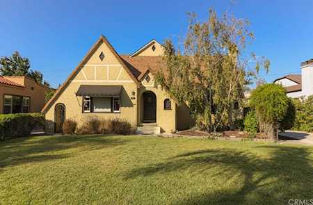 2429 N Heliotrope Drive Santa Ana, CA 92706