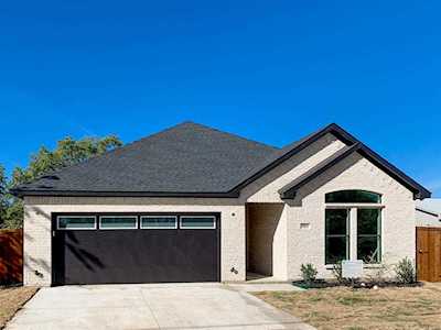3915 Aransas Street Dallas, TX 75212
