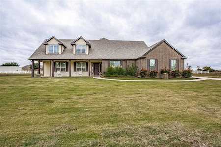 861 Hickory Street Rhome, TX 76078