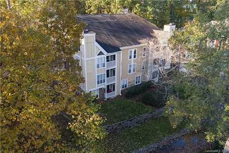 2518 Cranbrook Ln Charlotte, NC 28207