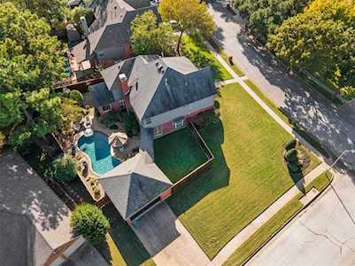 1098 Woodbriar Drive Grapevine, TX 76051