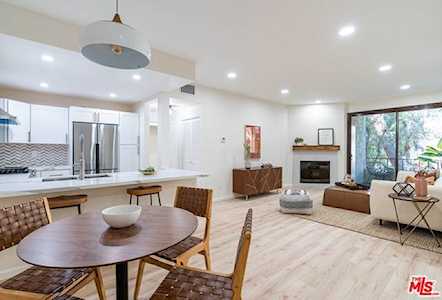 8707 Falmouth Avenue #111 Playa Del Rey, CA 90293