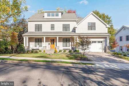 3325 Kensington St Arlington, VA 22207
