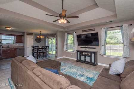 550 Gentry Crossings Blvd Mt Washington, KY 40047