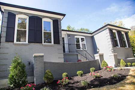 8802 Royal Oak Dr Louisville, KY 40272