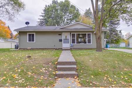4820 Laurie Ln Lansing, MI 48910