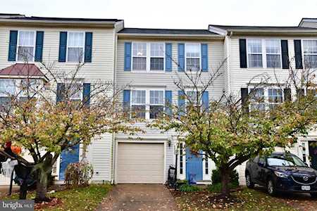 9058 Falcon Glen Ct Bristow, VA 20136