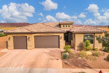 2758 N Bella Sol Dr Santa Clara, UT 84765