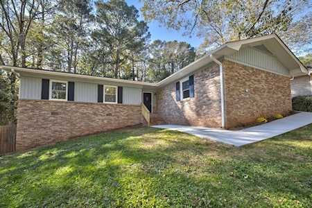 4857 Alpine Dr SW Lilburn, GA 30047