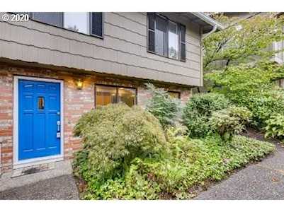 34 Wheatherstone #17 Lake Oswego, OR 97035