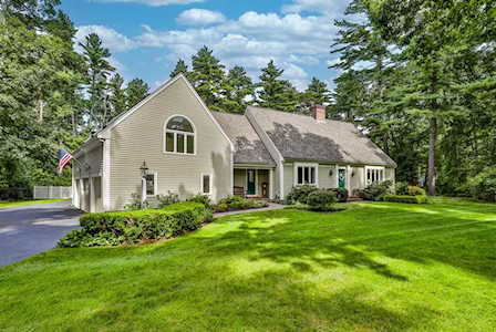 38 Forest Lane Boxford, MA 01921